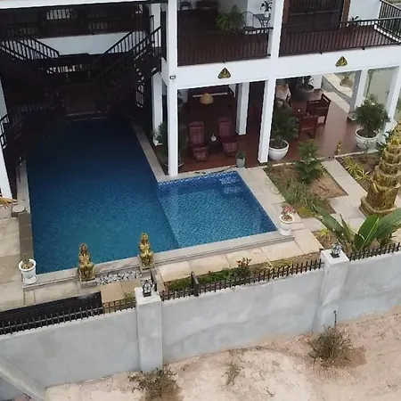 Bayon Country Villa