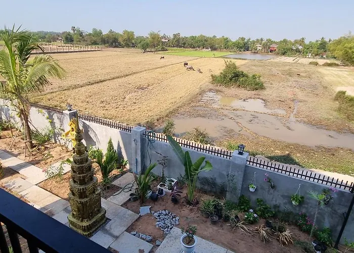 ゲストハウス Bayon Country Phumĭ Trás Treăng