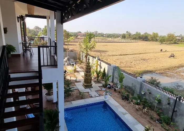 ゲストハウス Bayon Country Phumĭ Trás Treăng